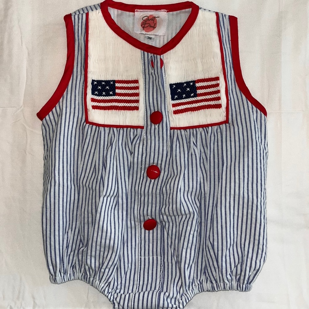 American Flag smocked bubble NWOT 3m